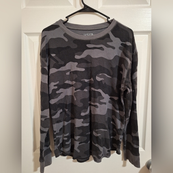 Long sleeve grey camo thermal - Picture 2 of 2